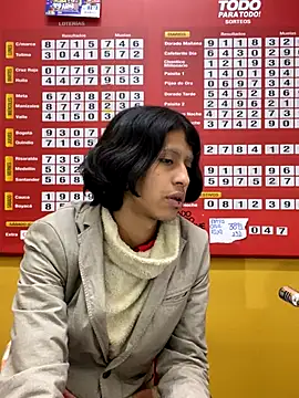 boysLittle online show from September 2025 11:52:02 PM