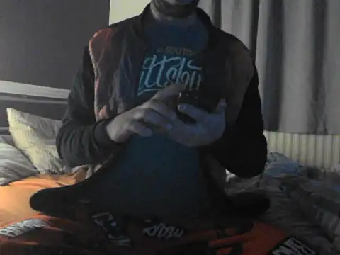 Snapshot of allnaked00 chatting on November 2025 03:45:01 AM allnaked00 online show from November 2025 03:45:01 AM