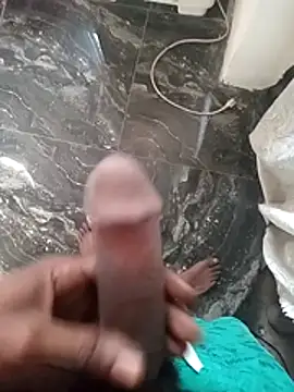 mario0212 online show from April 2026 01:41:01 PM