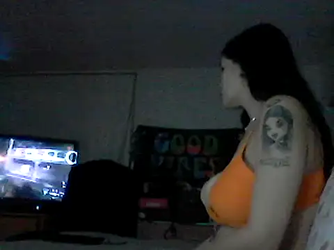 Snapshot of nikkikittyx3 chatting on April 2026 08:14:01 AM nikkikittyx3 online show from April 2026 08:14:01 AM