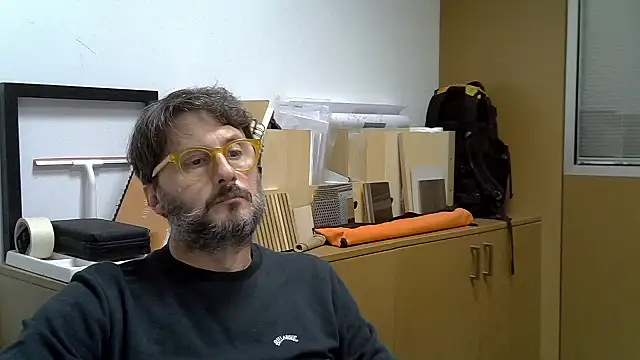 Cellino4 online show from October 2025 04:20:02 PM