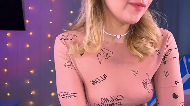 Mercedes Robinson online show from September 2025 04:51:02 PM