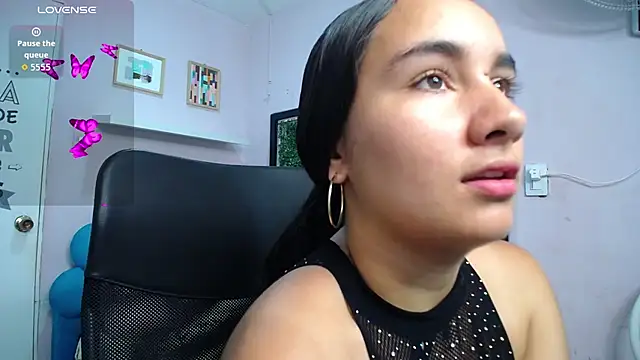 Snapshot of Maylin_horny19 chatting on September 2025 07:17:02 PM Maylin horny19 online show from September 2025 07:17:02 PM