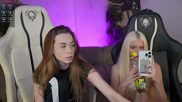 Snapshot of Lika_Secret_ chatting on October 2025 02:23:02 AM Lika Secret online show from October 2025 02:23:02 AM