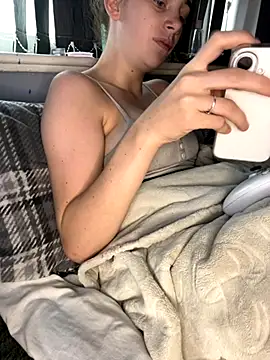 VioletxBlue online show from October 2025 09:53:01 AM