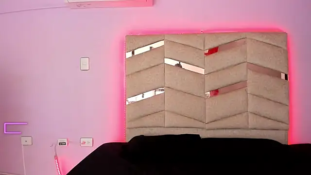 RubiSharqui  online show from October 2025 12:45:01 PM