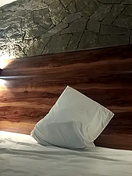 David205724 online show from April 2026 11:35:02 PM