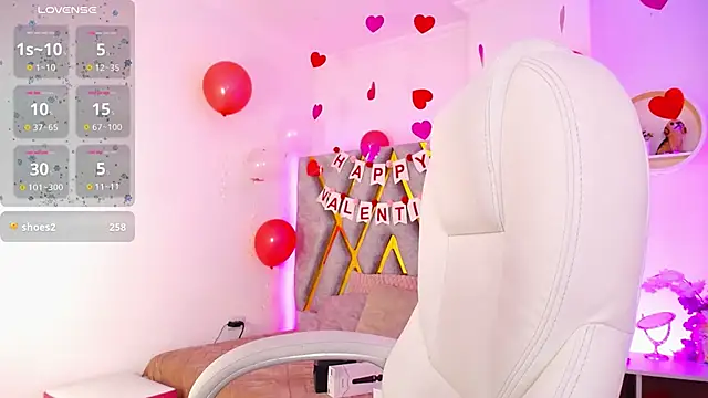 SussanHottye1  online show from February 2025 01:22:01 PM