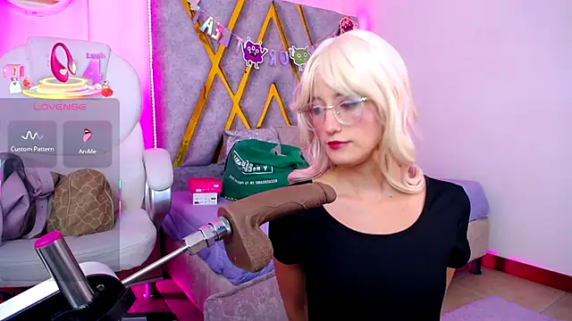 SussanHottye1  online show from November 2025 11:14:01 AM