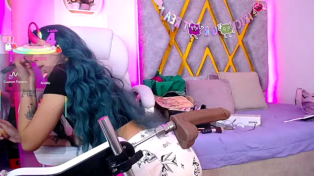 SussanHottye1  online show from December 2025 10:24:02 AM