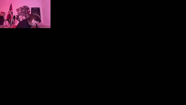 Snapshot of vittote chatting on October 2025 06:01:01 PM vittote online show from October 2025 06:01:01 PM