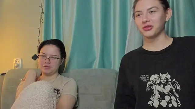 honey love honeyy online show from January 2025 07:04:01 PM