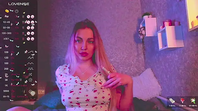 Snapshot of Mika_Rayy chatting on January 2025 06:05:02 PM Mika Rayy online show from January 2025 06:05:02 PM