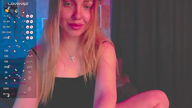 Snapshot of Mika_Rayy chatting on January 2025 10:11:02 PM Mika Rayy online show from January 2025 10:11:02 PM