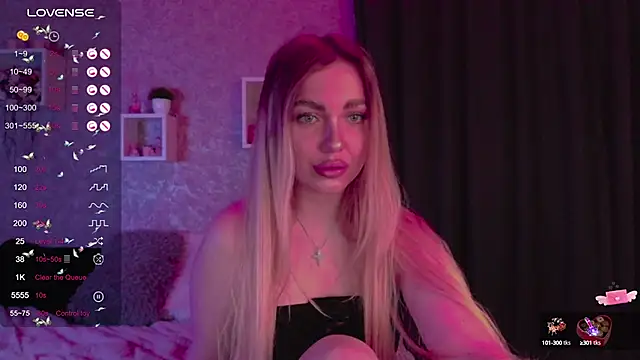 Snapshot of Mika_Rayy chatting on February 2025 06:01:01 PM Mika Rayy online show from February 2025 06:01:01 PM