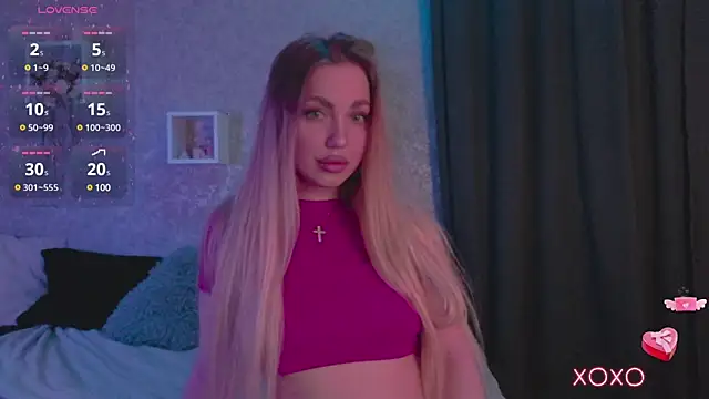 Snapshot of Mika_Rayy chatting on February 2025 07:24:02 PM Mika Rayy online show from February 2025 07:24:02 PM