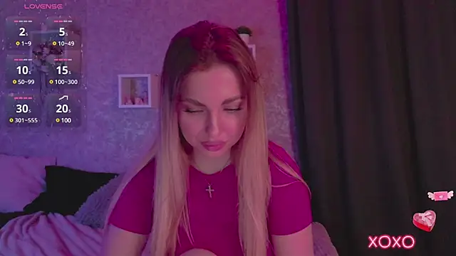 Snapshot of Mika_Rayy chatting on February 2025 10:26:01 PM Mika Rayy online show from February 2025 10:26:01 PM