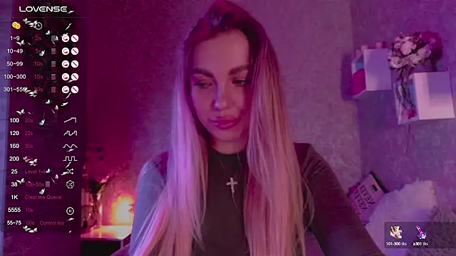 Snapshot of Mika_Rayy chatting on March 2025 05:52:01 PM Mika Rayy online show from March 2025 05:52:01 PM