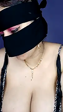 Snapshot of shosho500500 chatting on October 2025 10:04:02 PM shosho500500 online show from October 2025 10:04:02 PM