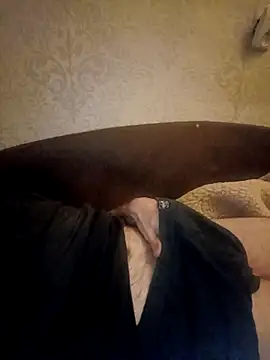 Snapshot of Lukas2204 chatting on October 2025 09:52:01 PM Lukas2204 online show from October 2025 09:52:01 PM