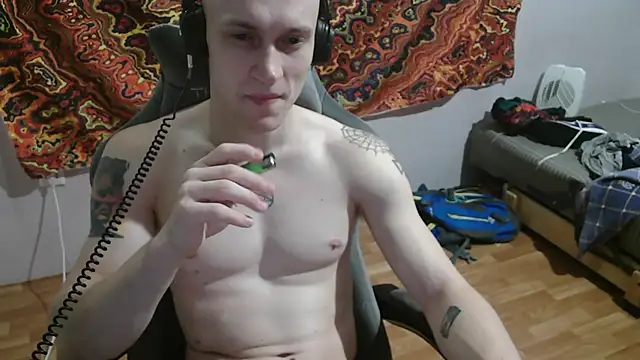 Snapshot of johnny_positive chatting on November 2025 05:13:01 PM johnny positive online show from November 2025 05:13:01 PM