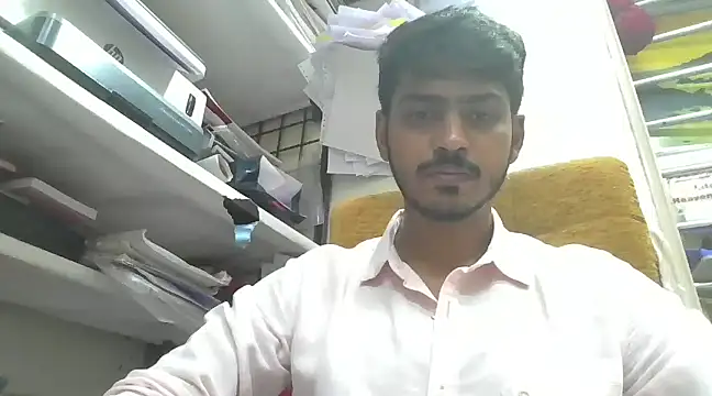 Snapshot of cute_modell chatting on January 2025 12:21:01 PM cute modell online show from January 2025 12:21:01 PM