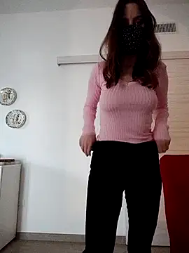 Snapshot of Akemi_rossi chatting on May 2026 04:57:01 PM Akemi rossi online show from May 2026 04:57:01 PM