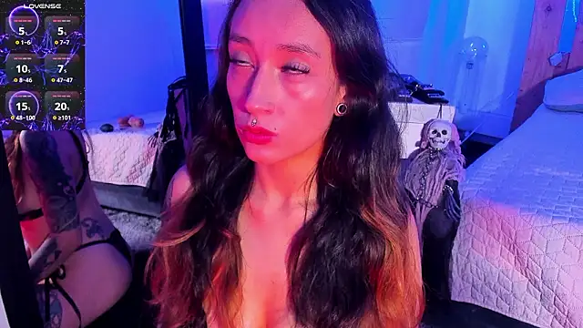 coral jonesss online show from February 2026 04:36:02 PM