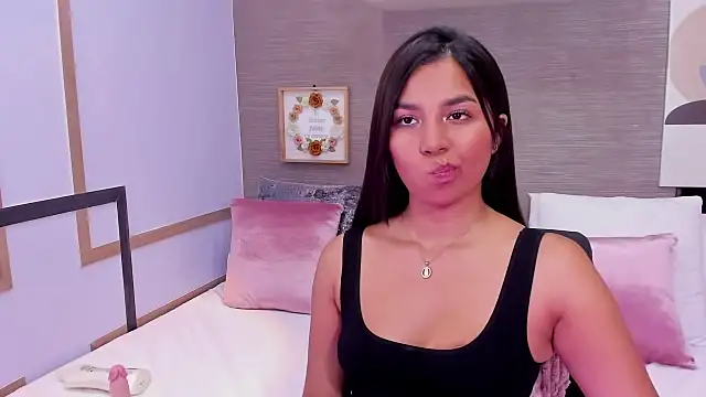 CharlotteGraay online show from February 2025 07:56:01 AM