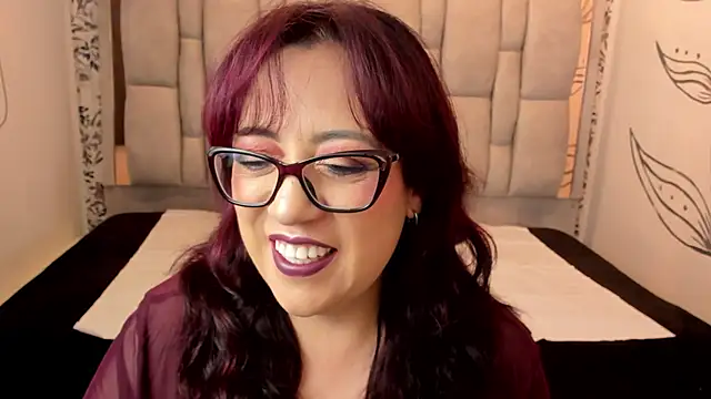 Snapshot of Victoria_Adamns chatting on November 2025 12:27:02 PM Victoria Adamns online show from November 2025 12:27:02 PM