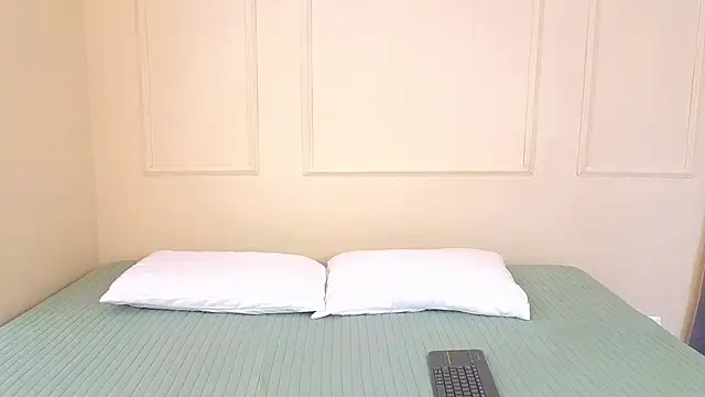 Snapshot of mr_danni chatting on September 2025 04:28:02 PM mr danni online show from September 2025 04:28:02 PM