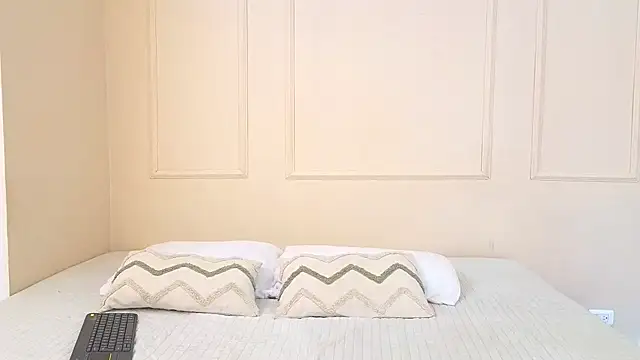 Snapshot of mr_danni chatting on October 2025 06:53:01 PM mr danni online show from October 2025 06:53:01 PM