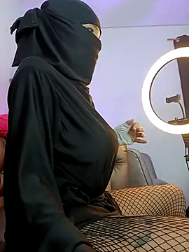 azahara faraah online show from September 2025 04:11:01 PM