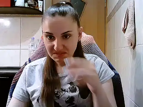 Yuliia30 online show from July 2026 05:26:02 PM