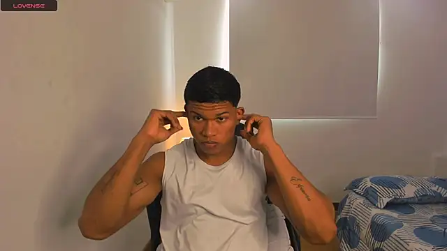 maxsteel177 online show from February 2025 08:11:01 PM