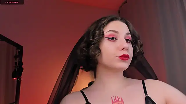 Eva Moss  online show from February 2025 08:47:02 PM