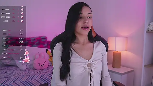 Snapshot of Hade_collinss chatting on January 2025 05:37:02 PM Hade collinss online show from January 2025 05:37:02 PM