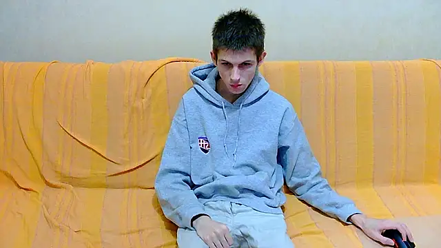 Lester Broo online show from February 2026 08:27:01 PM