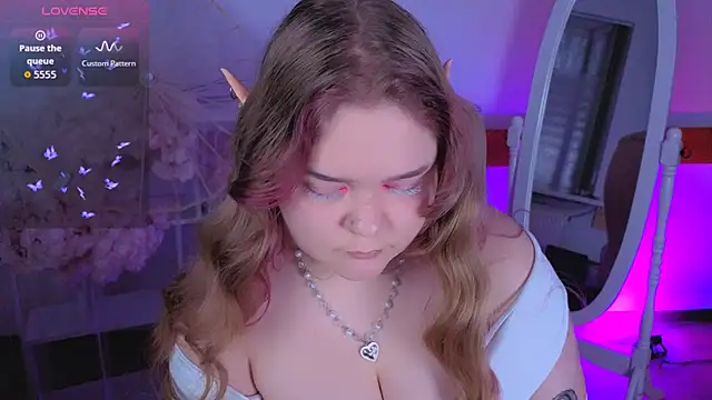 Snapshot of Erica__Alta chatting on November 2025 08:40:02 PM Erica Alta online show from November 2025 08:40:02 PM