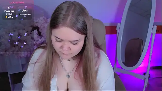 Snapshot of Erica__Alta chatting on November 2025 09:36:02 PM Erica Alta online show from November 2025 09:36:02 PM