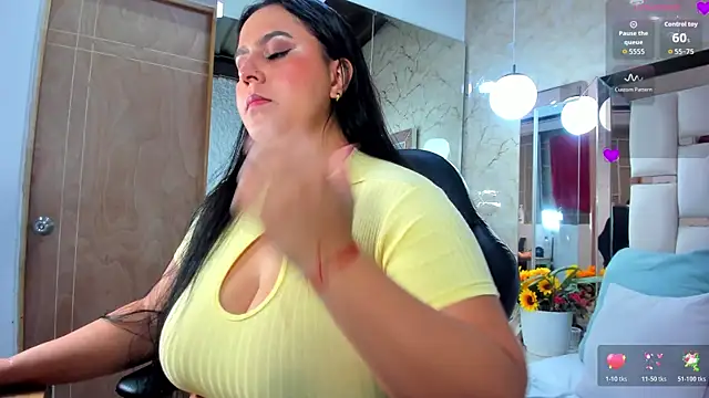 Snapshot of katleya_lewiis chatting on November 2025 10:37:01 PM katleya lewiis online show from November 2025 10:37:01 PM