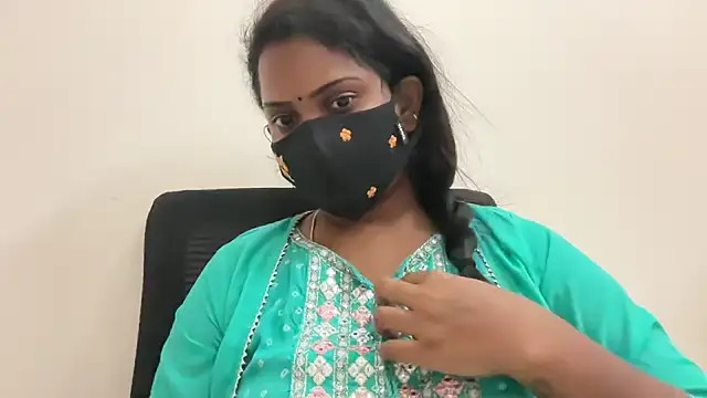 Snapshot of Anu--Telugu chatting on June 2026 02:06:01 PM Anu--Telugu online show from June 2026 02:06:01 PM