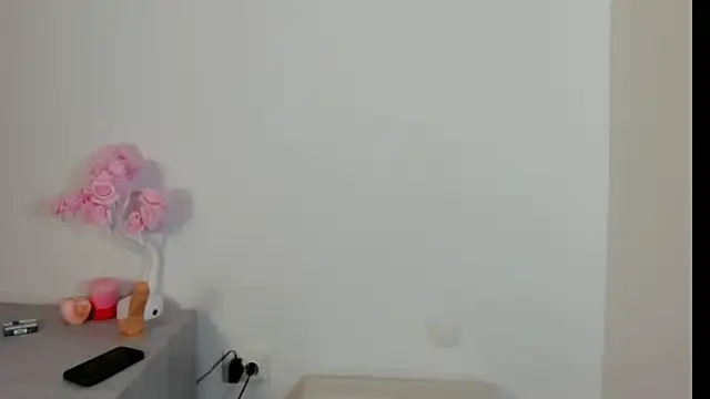 Snapshot of ShadowSweety chatting on June 2026 05:44:02 PM ShadowSweety online show from June 2026 05:44:02 PM