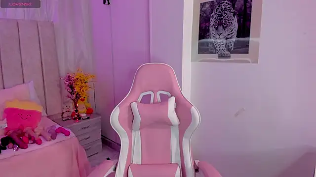 tamy xoo online show from February 2025 08:18:01 PM