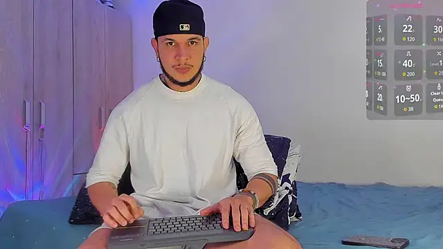 austinoficial online show from November 2025 09:08:01 PM