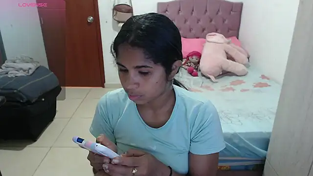 Snapshot of july-feria chatting on November 2025 04:50:01 PM july-feria online show from November 2025 04:50:01 PM