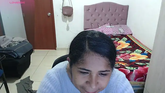 Snapshot of july-feria chatting on November 2025 05:04:01 PM july-feria online show from November 2025 05:04:01 PM