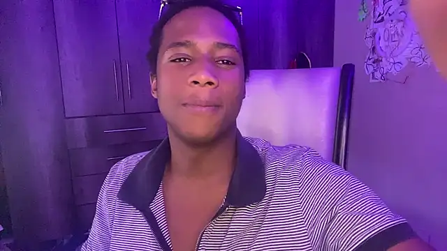 Snapshot of snotLoud chatting on February 2026 02:00:02 PM snotLoud online show from February 2026 02:00:02 PM