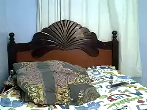 PrettyAcy online show from January 2025 05:27:01 PM