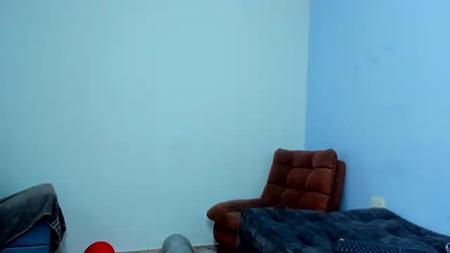 Snapshot of Charlotte_curvy_ chatting on March 2025 11:06:01 PM Charlotte curvy online show from March 2025 11:06:01 PM